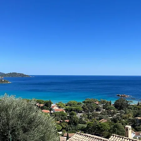 Saint Clair, Vue A Couper Le Souffle Le Lavandou
